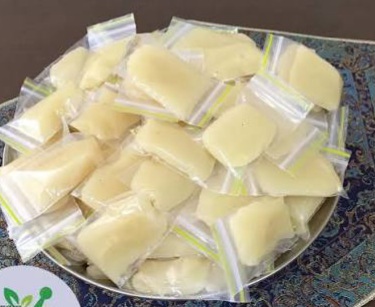 ادامس سقز